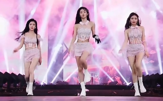 【SNH48】十周年演唱会|杨冰怡、曾艾佳、许杨玉琢 -辛德瑞拉/Cinderella