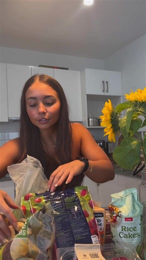 This weeks grocery haul for you guys 🫶🏽 for some reason I always catch myself watching these all the time 😂 #groceryhaul #groceryshopping #nutrition #health