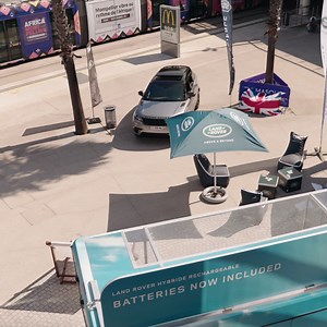 91K views · 83 reactions | Montpellier, Marseille, Lyon, Paris... Jusqu'au 9 octobre, venez découvrir nos modèles hybrides rechargeables près de chez vous ! | Range Rover | Facebook