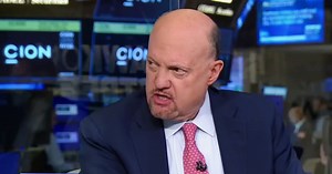 Jim Cramer Says Biden ‘Switched Narrative’ for Unvaccinated in Business: ‘You’re a ...