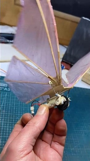 I didn't expect this robot to fly, what do you think? #riseoftherobots #ghostrobotics #lybotics