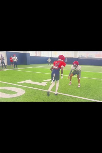 Challenge: 100 Bars in One Minute on Football TikTok