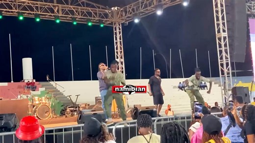 OPENING ACT … The opening acts at the Awilo Longomba live concert in Windhoek on Saturday evening include DJ Vuyo, who has the crowd chanting along to one of his widely celebrated hits, ‘Dorado’. Video: Otto Gotlieb | The Namibian