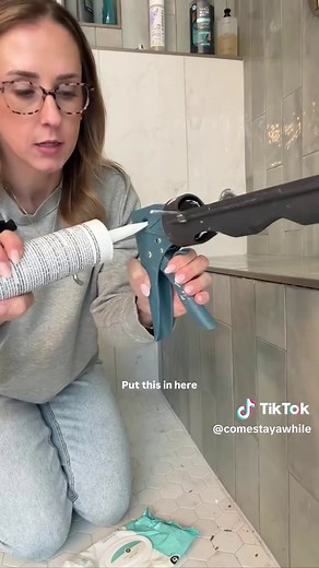 Fixing Cracked Grout in Your Shower: Easy DIY Tips