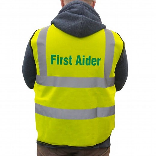 Top 10 Qualities Of A Good First Aider - Public Health