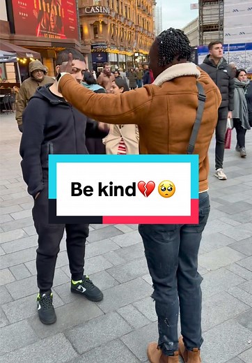 Social Experiment: Kindness in Public Spaces