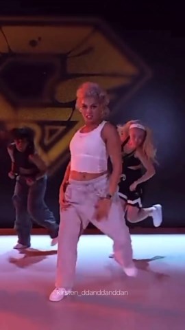 Kirsten Dodgen FANPAGE | [G-STEPS workshop] Kirsten focus ✨ Day 2 in Beijing (2nd class) 💃🏻Choreography - Kirsten Dodgen 🎧 Seventeen - Spell 🎥 G-STEPS wechat... | Instagram