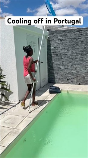 Cleaning my pool and cooling off in Portugal 🏊🇵🇹 #shorts