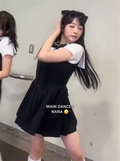 Dance Cover by Nana: Unis Edition Part 37