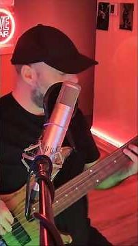 Angine de Poitrine △ Sarniezz △ Day 2 of Trying To Learn Angine on Fretless Bass - AdP