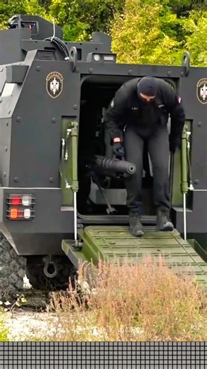 “Commando Power 🔥 | World’s Elite Force Training | Unbelievable Strength #shorts”