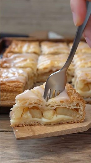 Chicago-Style Bakery Apple Slices