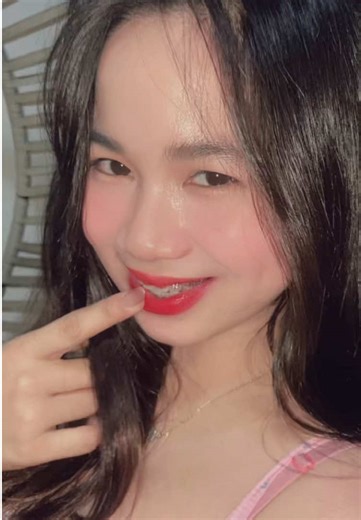 Hazel (@hazeldian.ne)’s videos with last christmas - ‍r7ptor