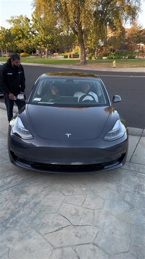 Tesla Horn Sound Compilation