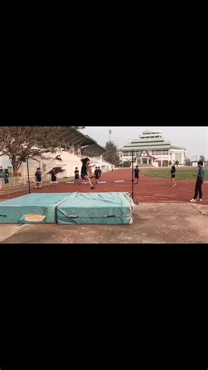 ครูพละมานี่มา 🤣 #ครูพละ #คิดถึงสมัยเรียนมหาลัย