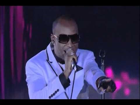 Exaltasamba - Tá vendo aquela lua (Clipe) - OFICIAL DVD 25 ANOS.