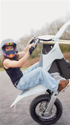 Electric bikes can do this too ? ⚡️🏍️