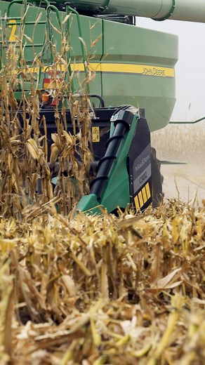 7.3K views · 128 reactions | JC Schemper of Schemper Harvesting & Trucking has MacDon draper headers but decided to give the corn headers a try. Here's what he has to say about the MacDon C Series Headers. Click here for the full video: https://youtu.be/wGk_tkt-j2k | MacDon Industries Ltd. | Facebook