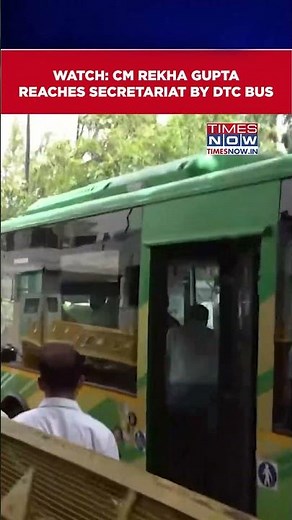 CM Rekha Gupta Arrives At Secretariat By DTC Bus In Support Of 'Metro Monday' Initiative #shorts