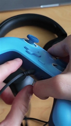 How To Connect Razer Headphones To XBOX (Quick Guide)