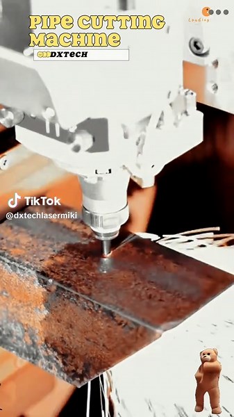 The pipe cutting machine is in operation.#dxtech #dxtechlaser #dxtechmachine #dxtechlasercleaningmachine #pipelasercuttingmachine