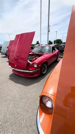 Z Car Club of Cincinnati Old School 280z Lineup
