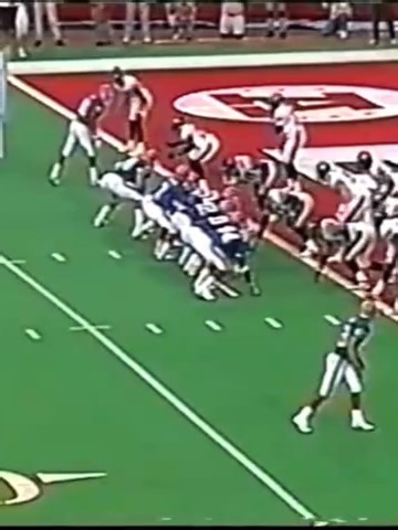 Buffalo Bills Touchdown of the Day for January 5, 2026 The Bills fell behind 16-10 in the 4th but Buffalo turned to Doug Flutie to dig them out of not only that hole, but also a win against Jacksonville would even their record at 3-3 after an 0-3 start. Also when Flutie ran around left end for the 1 yard game winner with 14 seconds to go, it was Buffalo's 1st ever victory over Jacksonville. #GoBills #BillsMafia #buffalo #buffalony #buffalobills #BillsHistory #dougflutie #Touchdown