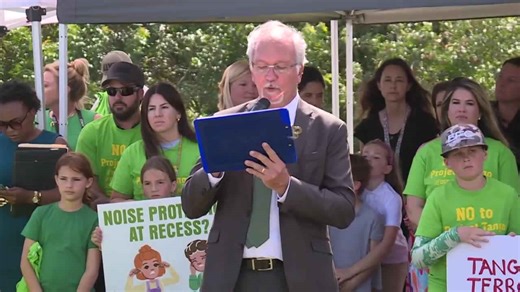 Teachers and students rally against proposed AI data center in Arden