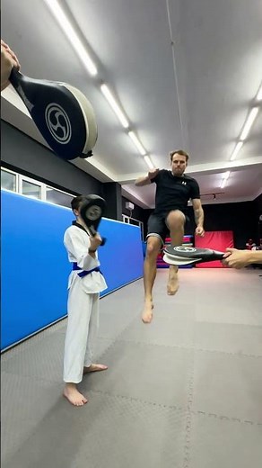 Jumping Kicks | Flying Kicks | Art Way Taekwondo