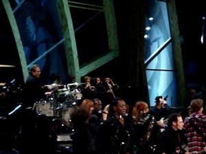 Higher and Higher - Bruce Springsteen - Rock N Roll Hall of Fame 25th Anniv. Finale 10/29/09