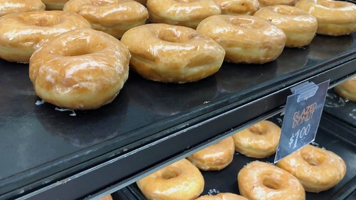 3.2K views · 53 reactions | Our Hy-Vee Bakery's donuts are made from scratch and fried fresh every morning. And we have nearly 30 different varieties to choose from. Come check out our case! | Hy-Vee | Facebook