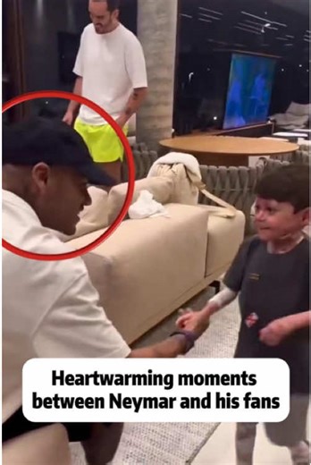 Neymar's Heartwarming Moments with His Biggest Fans 💛😊#NeymarJr #FanLove #PSG #Brasil #FootballWithHeart