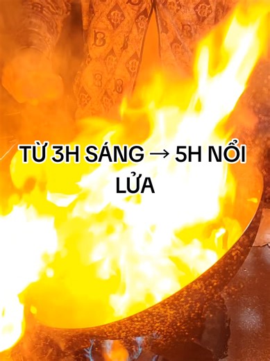 Cơm Chiên Từ 3h Sáng Tại Chợ Mỹ Quý Long Xuyên