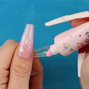 Playing With My Collaboration Nail Kit! 💅🏻 | Emily Susanah