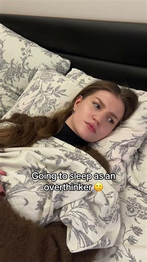 Wish I could just turn my brain off like my phone #overthinking