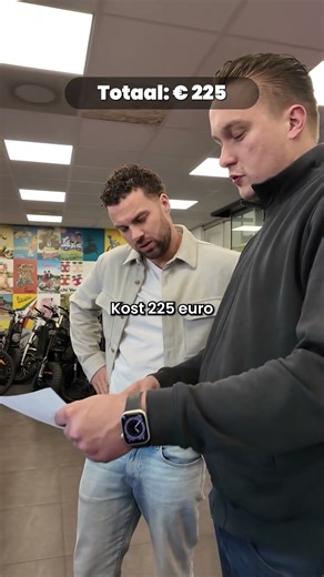 Dít is wat het kost om je fatbike te repareren na een botsing met een lantaarnpaal 👀