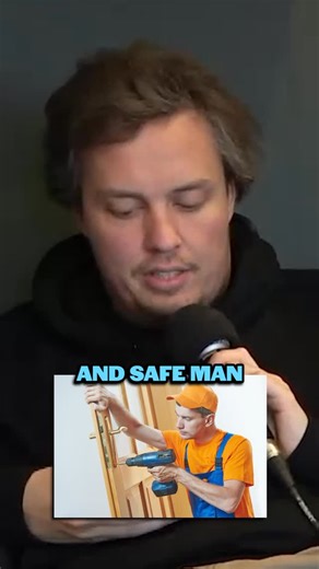 Beach Too Sandy, Water Too Wet on Instagram: "He was PRETENDING to work??🤣 #beachtoosandy #reviews #locksmith #funnyreviews"