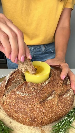 Make a butter candle for your next party. AD It’s so easy to make with just a paper cup, candle wick and #danishcreamery Rosemary Salt Butter, which is made with rich, European-quality butter and specialty herbs and salts. It’s a slightly elevated butter, perfect for charcuterie and grazing boards, snacking, or in your favorite recipes. Would you try this fun viral trend? #danishsaltedsticks #danishcreamery #viralrecipeideas #buttercandle IB: @Suzy