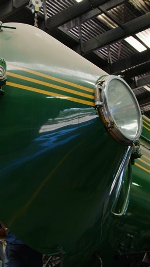 💪 Work is continuing on returning Locomotive 3801 to service in 2026 ⚙ New motion componentry is under manufacture while our fleet maintenance team have been busy with replacing this legend of steam's self-cleaning smokebox and spark arrestor and fitting new superheater elements. 🎉 We look forward to seeing 3801 back in service soon! | Transport Heritage NSW