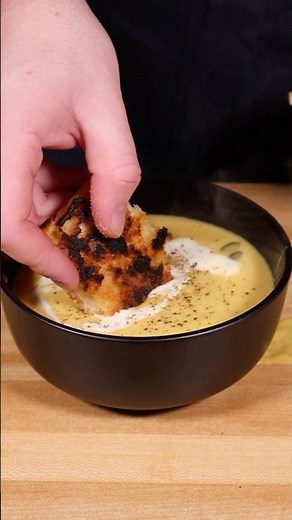 Making roasted pumpkin soup 🎃