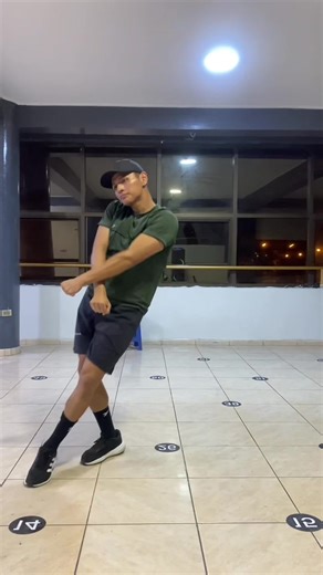 Desde Perú pa’l mundo 🌎🔥 Ananau en modo FITNESS 💪 La selva se baila… ¡pero se entrena! 😮‍🔥 #ExplosiónDeIquitos #Ananau #PerúBaila #FitnessLatino