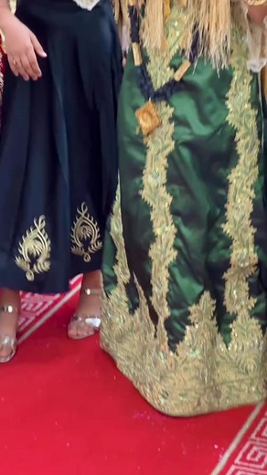 Tasdirat 01✨❤️ @dj_daliladiams @studio_bn__ @asma_maizi #3roussa #gandoura #tasdirat_al3arous_aldjazairia #makeup #photographer #dj #music #artiste #followers | Dalila Diam's