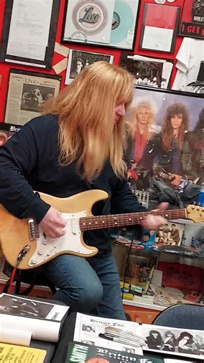 Michael Kelly Smith from Britny Fox 5/31/25 at TOMS MUSIC TRADE Britny Fox OFP SiriusXM Hair Nation Eddie Trunk #HairMetal #hairbands | Rock N Roll Experience