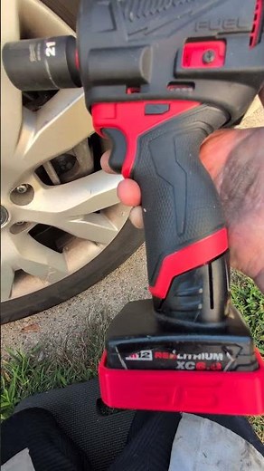 New Milwaukee stubby Impact 2562 20 #youtubeshorts #milwaukeepowertools #youtube