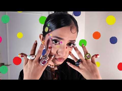 Polka dots makeup look that nobody asked for...