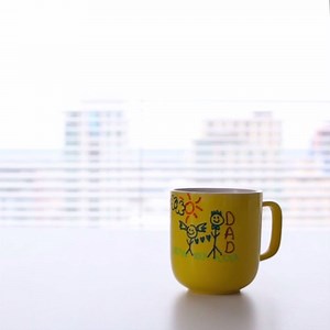 138K views · 359 reactions | Give dad another reason to smile each morning. This #DIY mug decorating project is a great way to spend some quality time together this #FathersDay. | gonnaneedmilk | Facebook