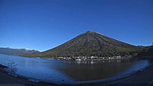 ZENリゾート日光中禅寺湖ライブカメラ(栃木県日光市中宮祠)