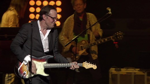 Joe Bonamassa & Beth Hart - "Nutbush City Limits" | Joe Bonamassa