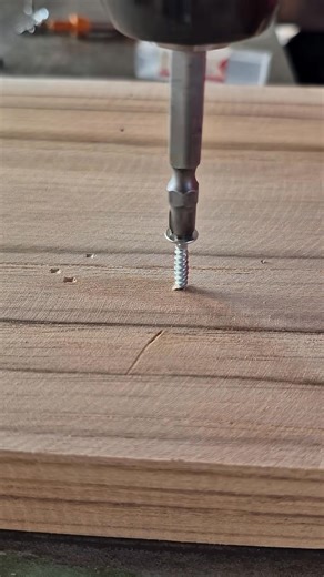 Wood 😲 #woodworkingtips #woodworkingskills #handtools #finewoodworking #woodworkingcommunity #woodworking | Wood work By Hand