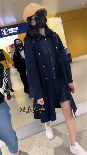 Chen Yanxi has arrived in Shanghai. Looking forward to her beautiful look at Bazaar tonigh